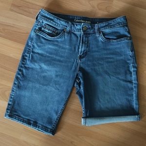 Calvin Klein Jeans City Shorts Size 8